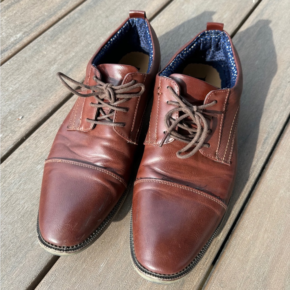 Steve Madden size 11 dress shoes